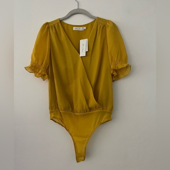 All In Favor Body Suit Blouse - Picture 1 of 7